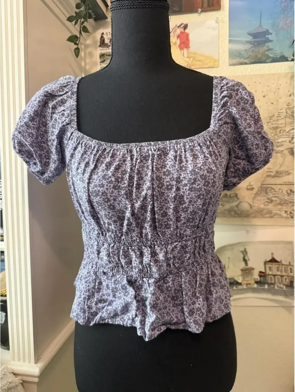 SO Goods for Life Purple Floral Puff Sleeve Peplum Top